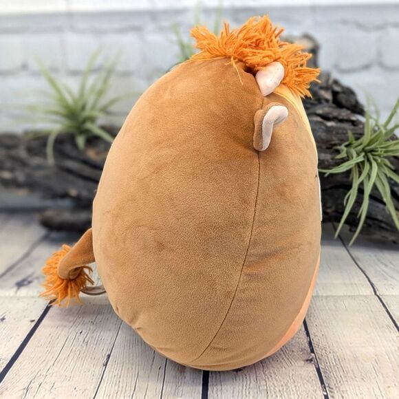 Quinick the Cow 10" Squishmallow - Picture 4 of 10